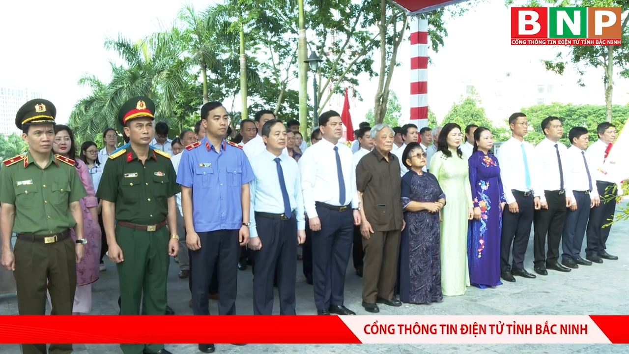 LÃNH ĐẠO TỈNH BẮC NINH DÂNG HƯƠNG TƯỞNG NIỆM 121 NĂM NGÀY SINH ĐỒNG CHÍ HOÀNG QUỐC VIỆT.png